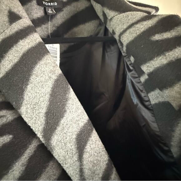 Torrid Grey Tiger Wave Jacquard Blazer Style Coat 2X NWT 40995116 - Picture 9 of 16